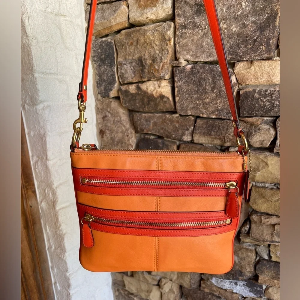 Coach Bonnie Double Zip Pocket Swing Crossbody Bag